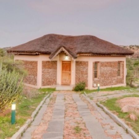 Hampi Heritage & Wilderness Resort-Jungle Lodges Bellary Exterior foto