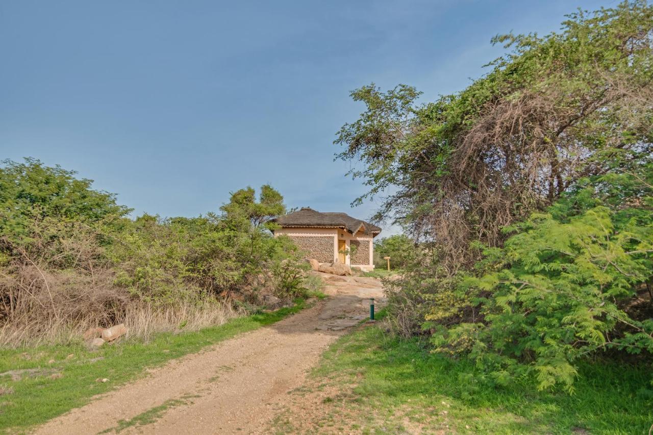 Hampi Heritage & Wilderness Resort-Jungle Lodges Bellary Exterior foto