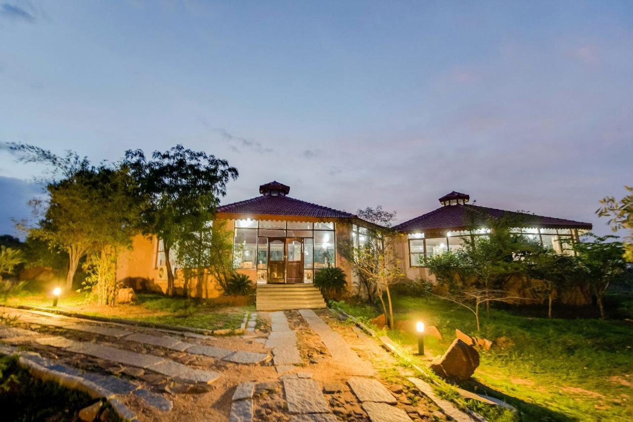 Hampi Heritage & Wilderness Resort-Jungle Lodges Bellary Exterior foto