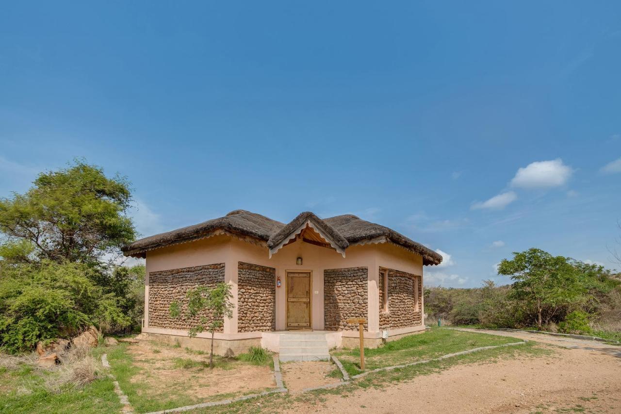 Hampi Heritage & Wilderness Resort-Jungle Lodges Bellary Exterior foto