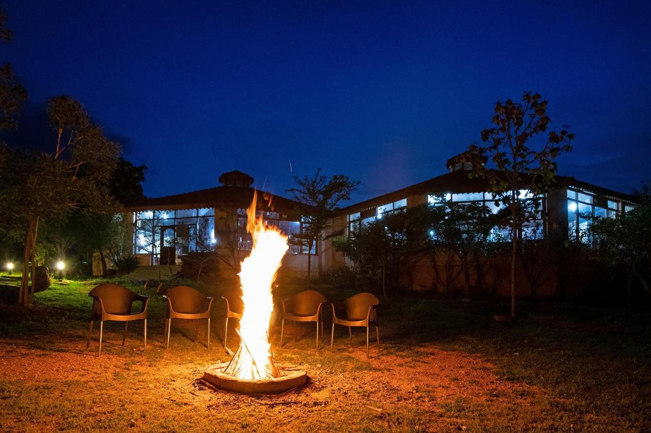 Hampi Heritage & Wilderness Resort-Jungle Lodges Bellary Exterior foto